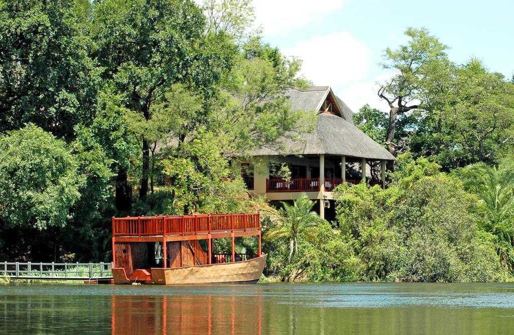 Divava Okavango Resort And Spa Bagani ภายนอก รูปภาพ